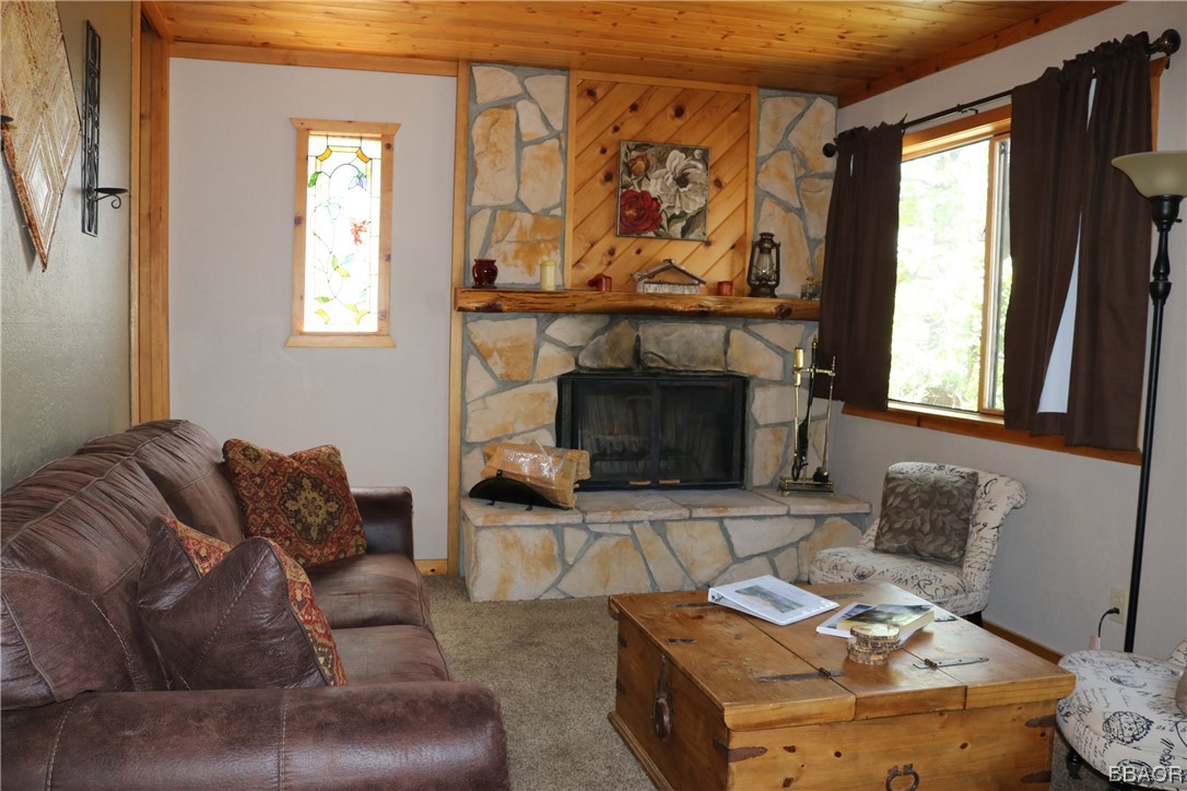 1143 Ridge Road Fawnskin, CA 92333 - Photo 3 of 27 Gallery Image 3