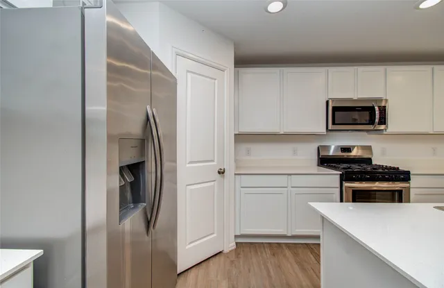 $2,099 | 9211 Redwood Br Drive, Baytown, TX 77521