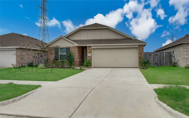 $2,099 | 9211 Redwood Br Drive, Baytown, TX 77521