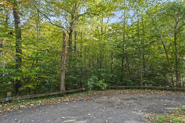 $199,900 | 6 Park Road, Oxford, CT 06478