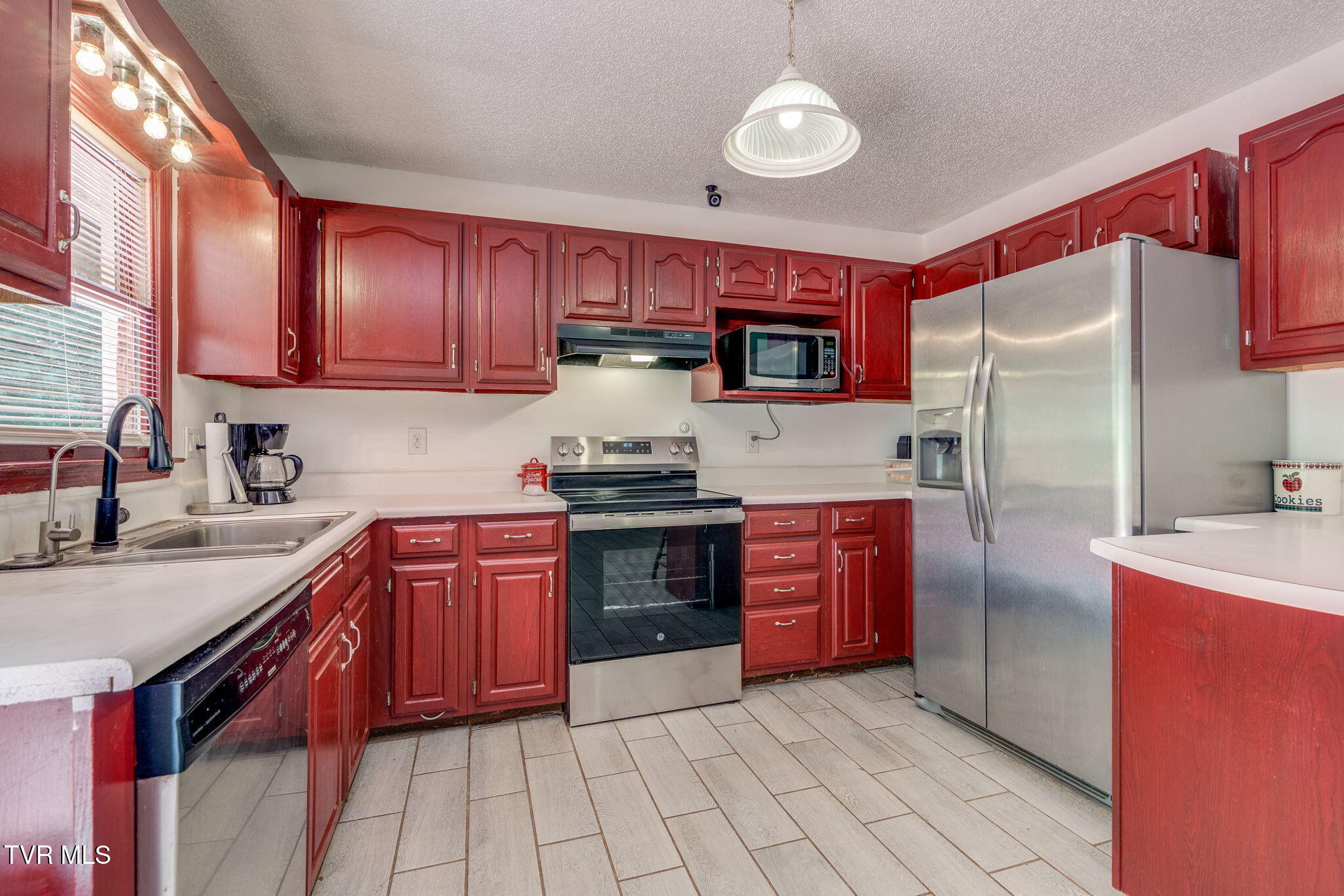 959 Dry Creek Road Jonesborough, TN 37659 - Photo 13 of 54 013