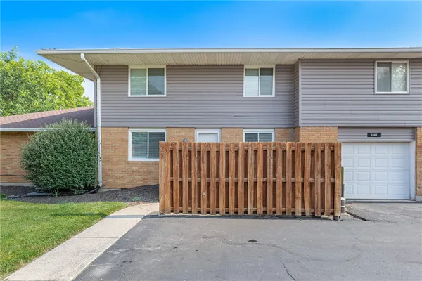 $1,350 | 1643 Mars Hill Drive, West Carrollton, OH 45449