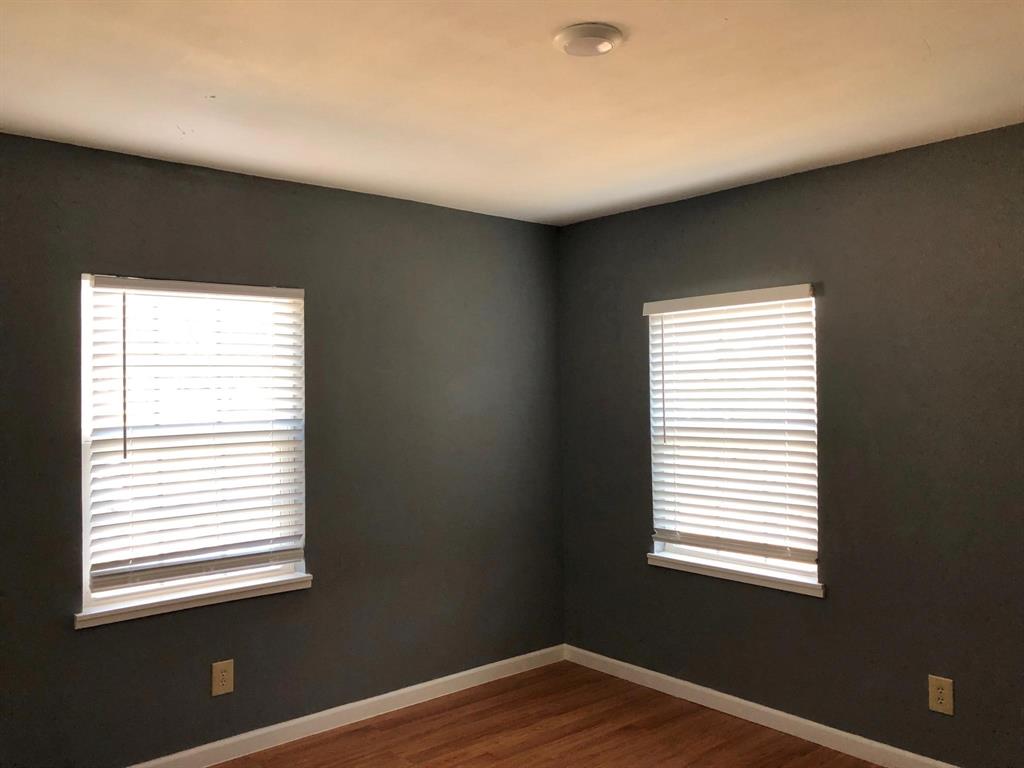 620 East Sears Street Denison, TX 75021 - Photo 11 of 20