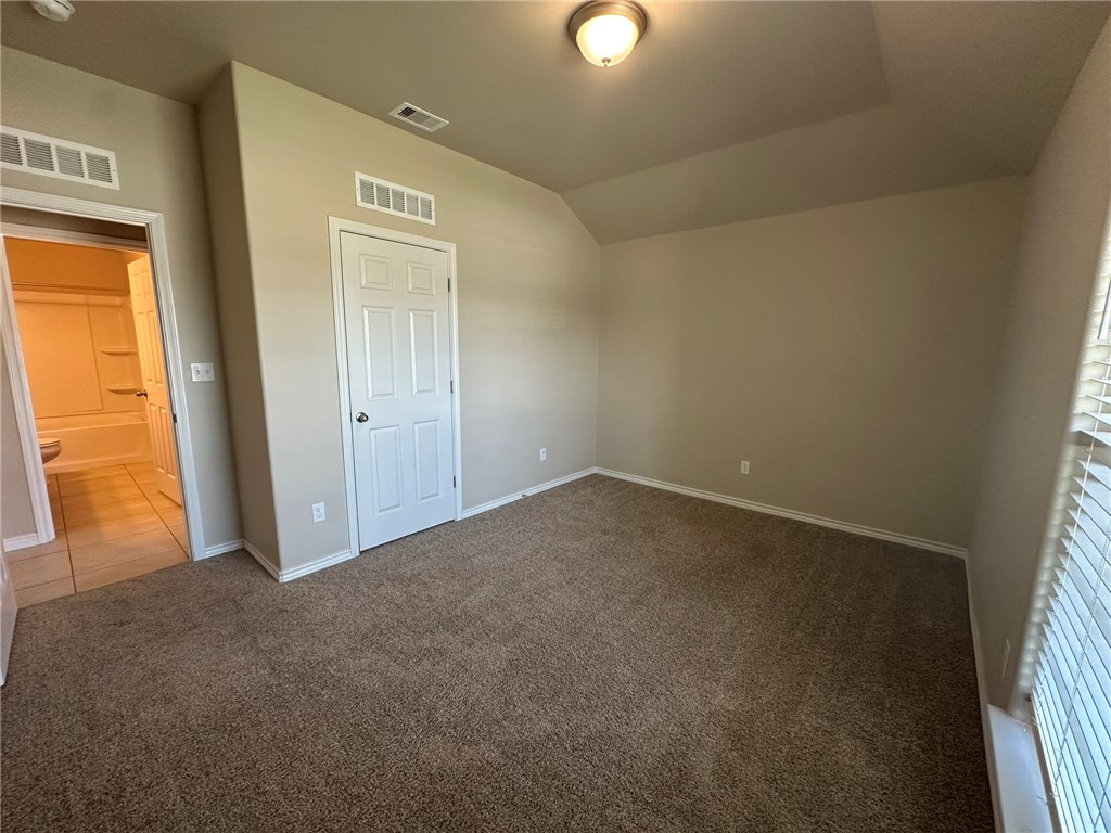 2270 Tallow Drive Portland, TX 78374 - Photo 13 of 38 an empty room with windows