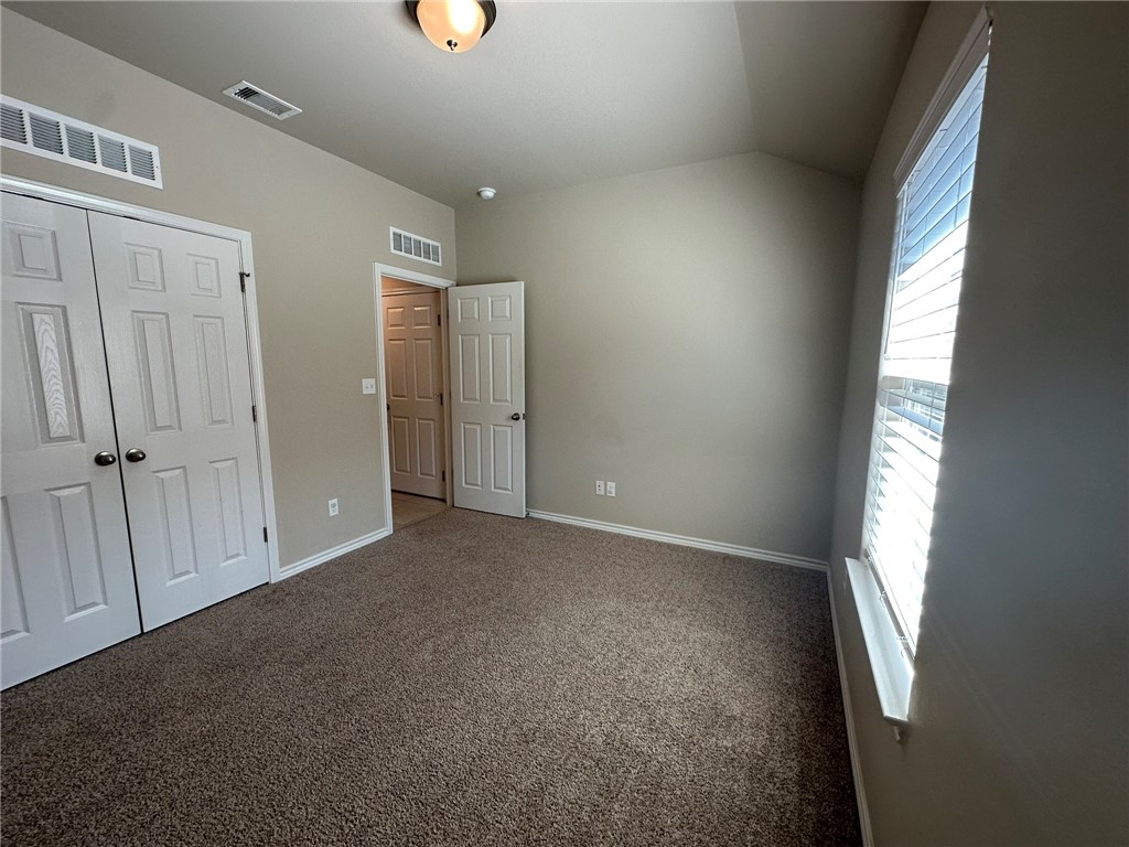 2270 Tallow Drive Portland, TX 78374 - Photo 20 of 38 an empty room with windows and closet