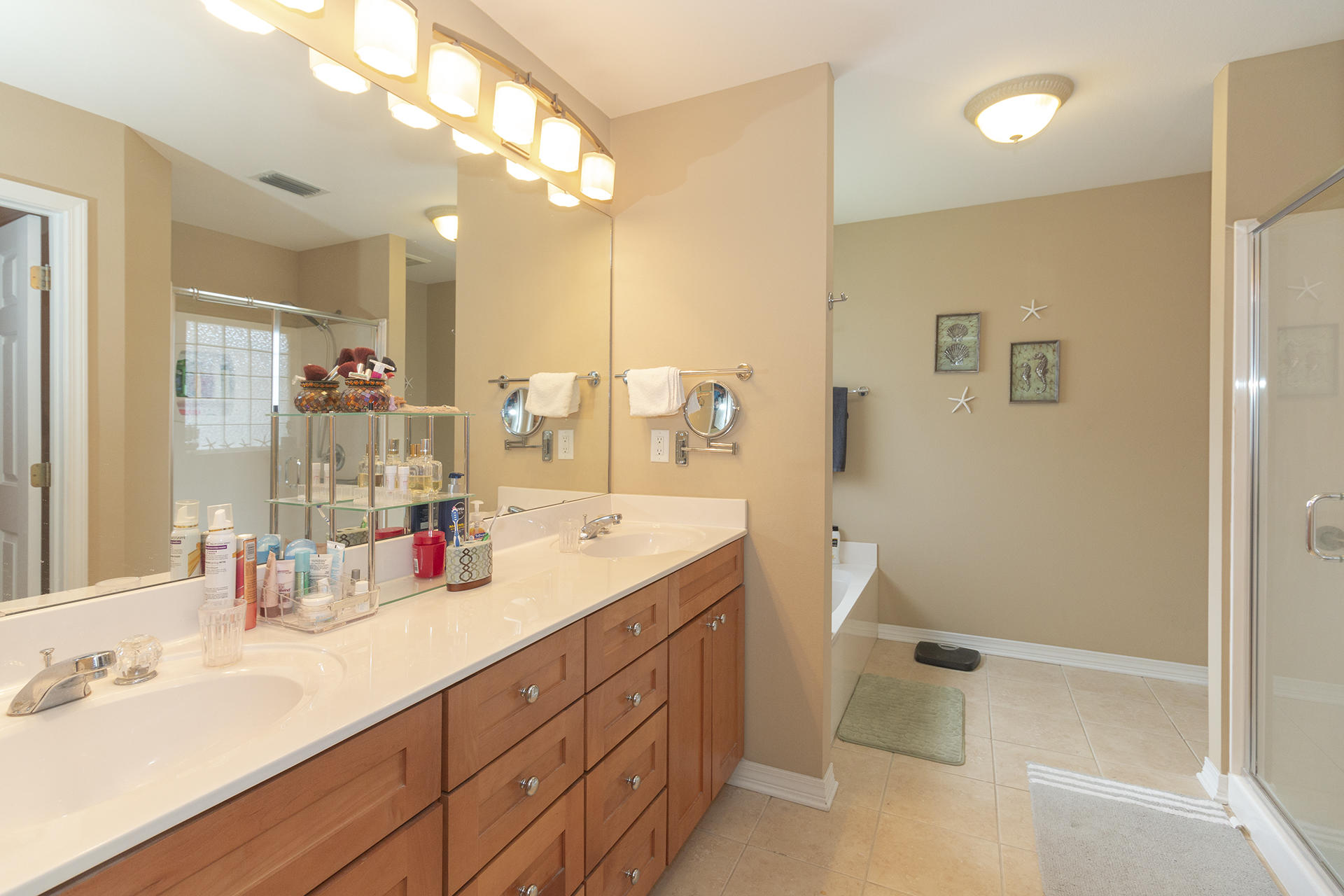 160 Pritchard Road Miramar Beach, FL 32550 - Photo 15 of 36 a bathroom with a tub sink and mirror