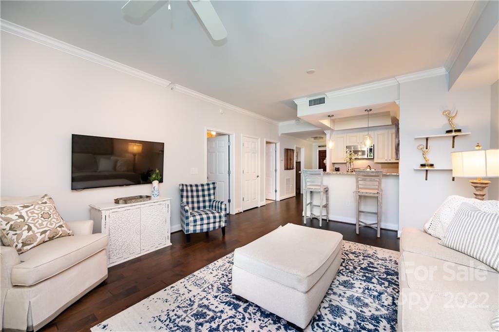 300 West 5th Street Charlotte, NC 28202 - Photo 14 of 38