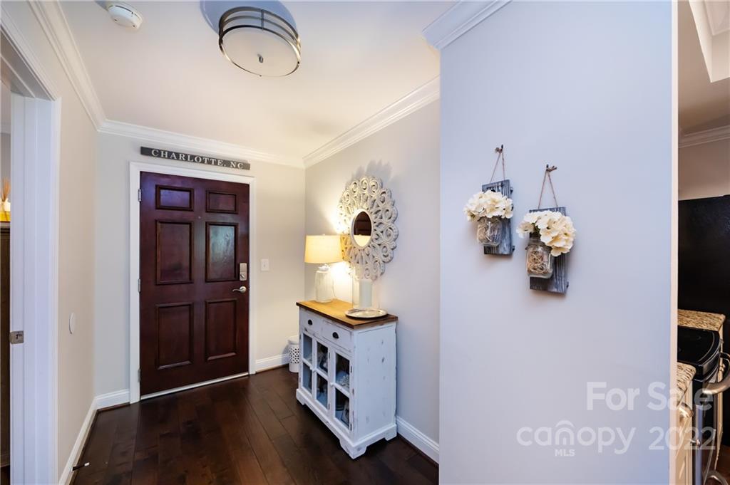 300 West 5th Street Charlotte, NC 28202 - Photo 3 of 38