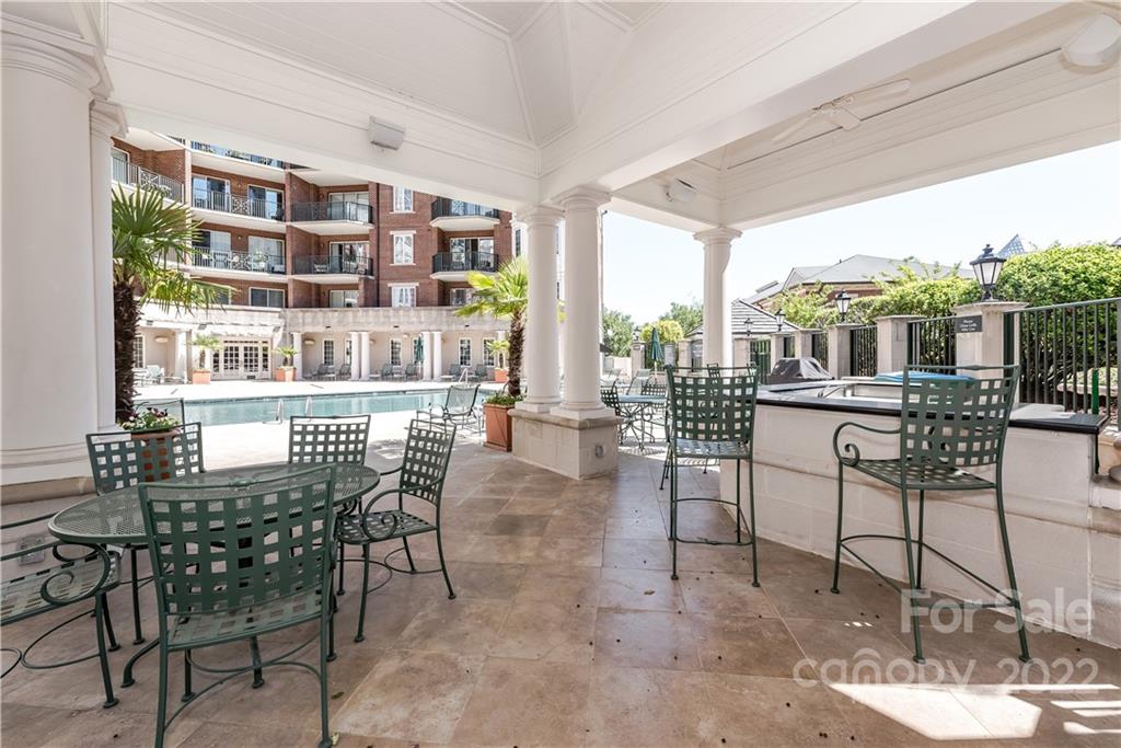 300 West 5th Street Charlotte, NC 28202 - Photo 33 of 38