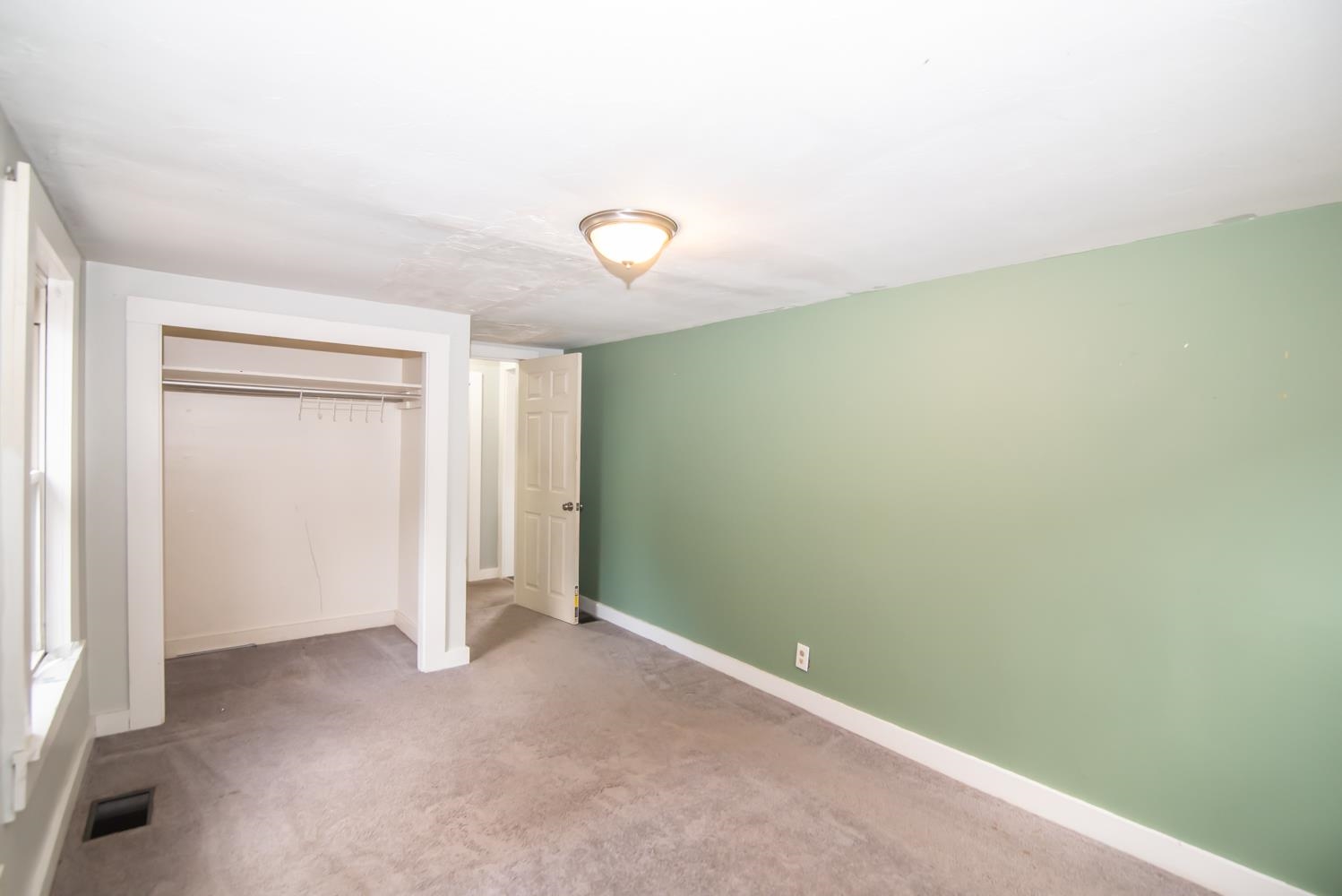 10 Auburn Road Londonderry, NH 03053 - Photo 22 of 26