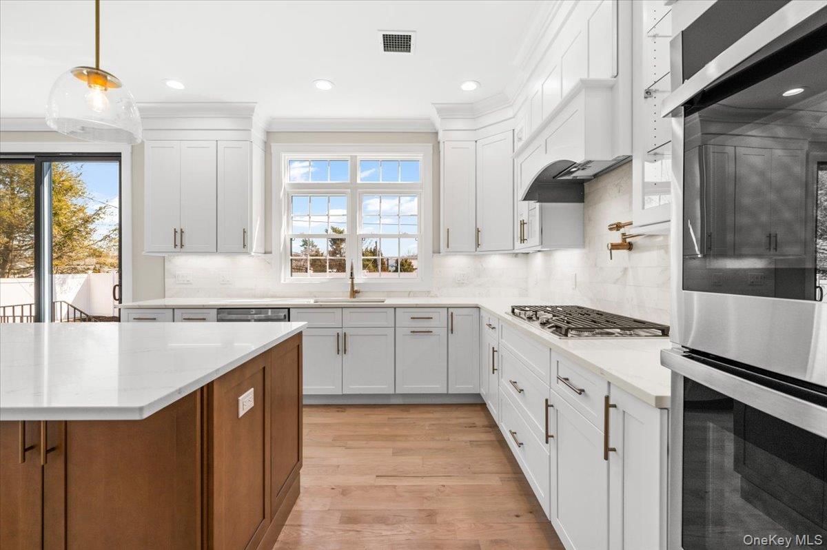 32 Sherman Road Old Bethpage, NY 11804 - Photo 18 of 45 All the Bells and Whistles!