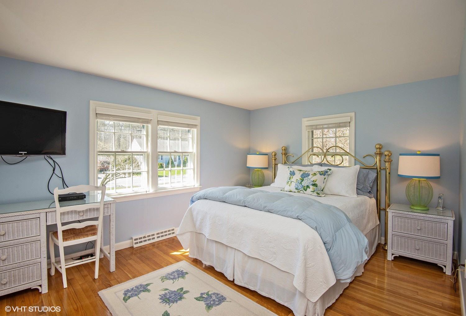 198 New Boston Road Dennis, MA 02638 - Photo 8 of 15 08_198NewBostonRoad_153_2ndBedroom_MLSus