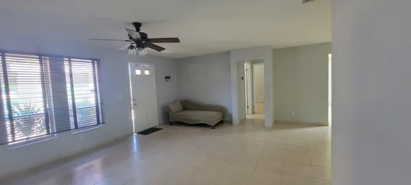 $2,200 | 1502 Southeast Hearne Court, Port St. Lucie, FL 34952