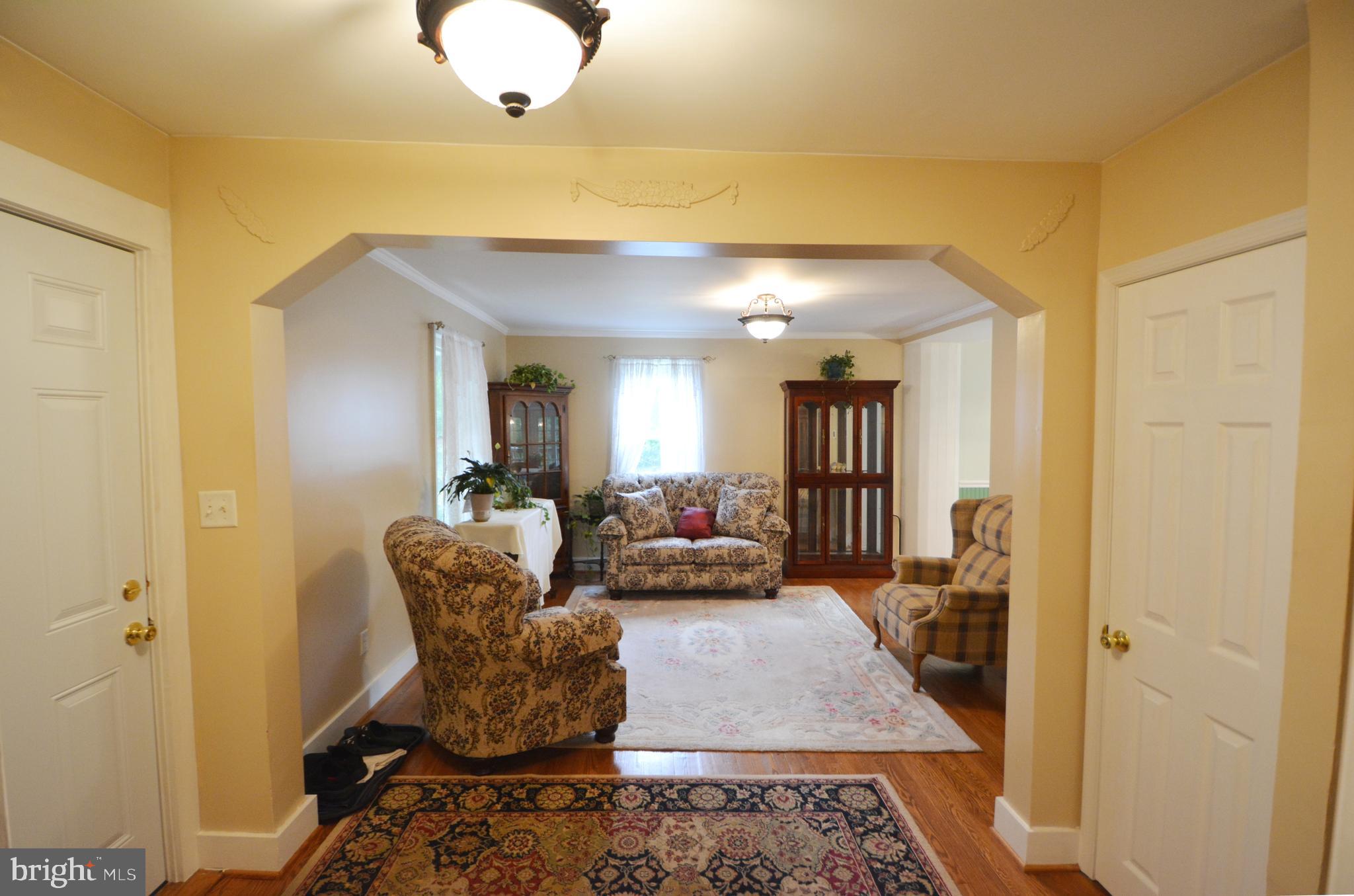 2165 Woodview Road Finksburg, MD 21048 - Photo 16 of 70 Foyer facing living room