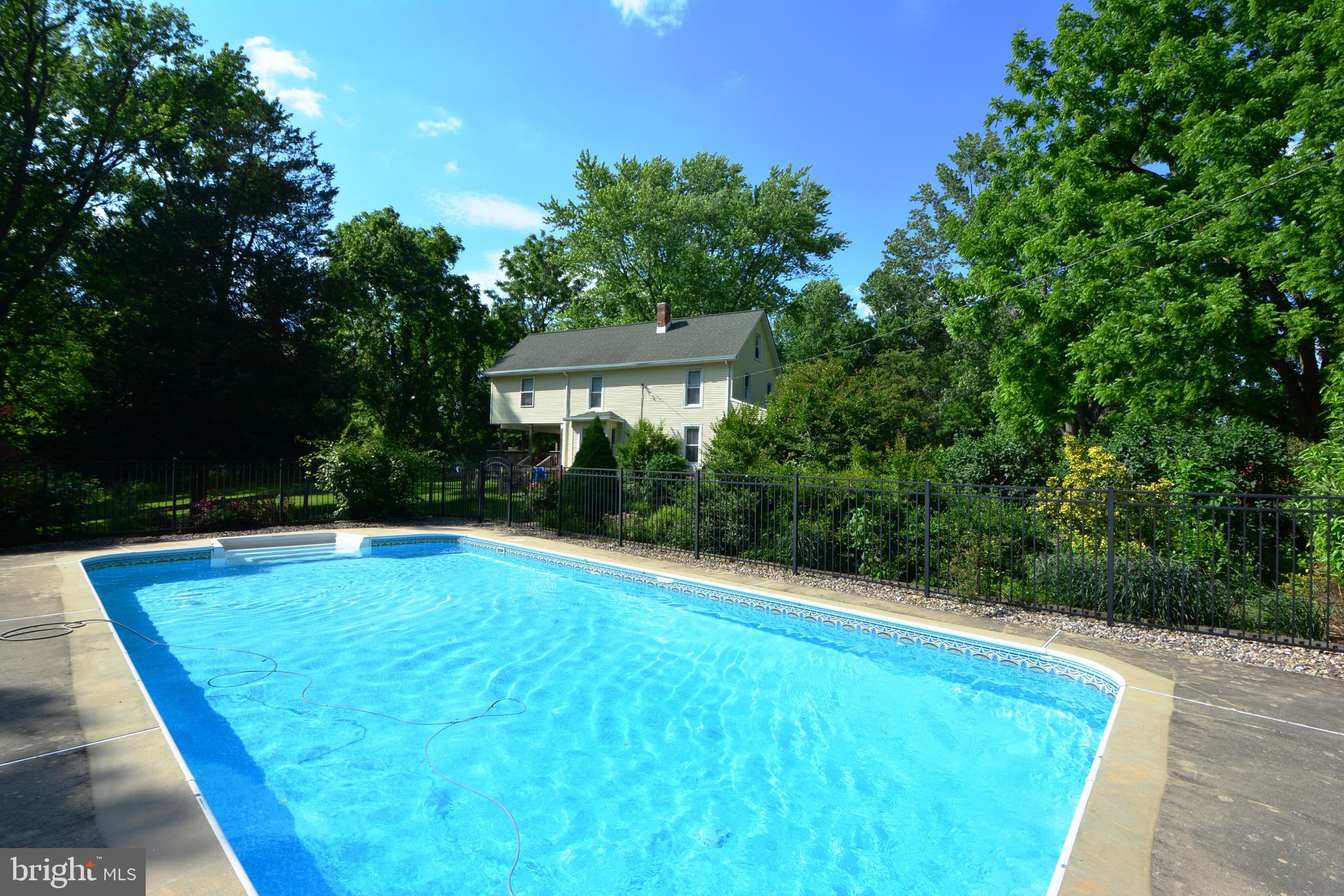 2165 Woodview Road Finksburg, MD 21048 - Photo 58 of 70 Pool pump 2020, depth 3 ft to 6 1/2 feet