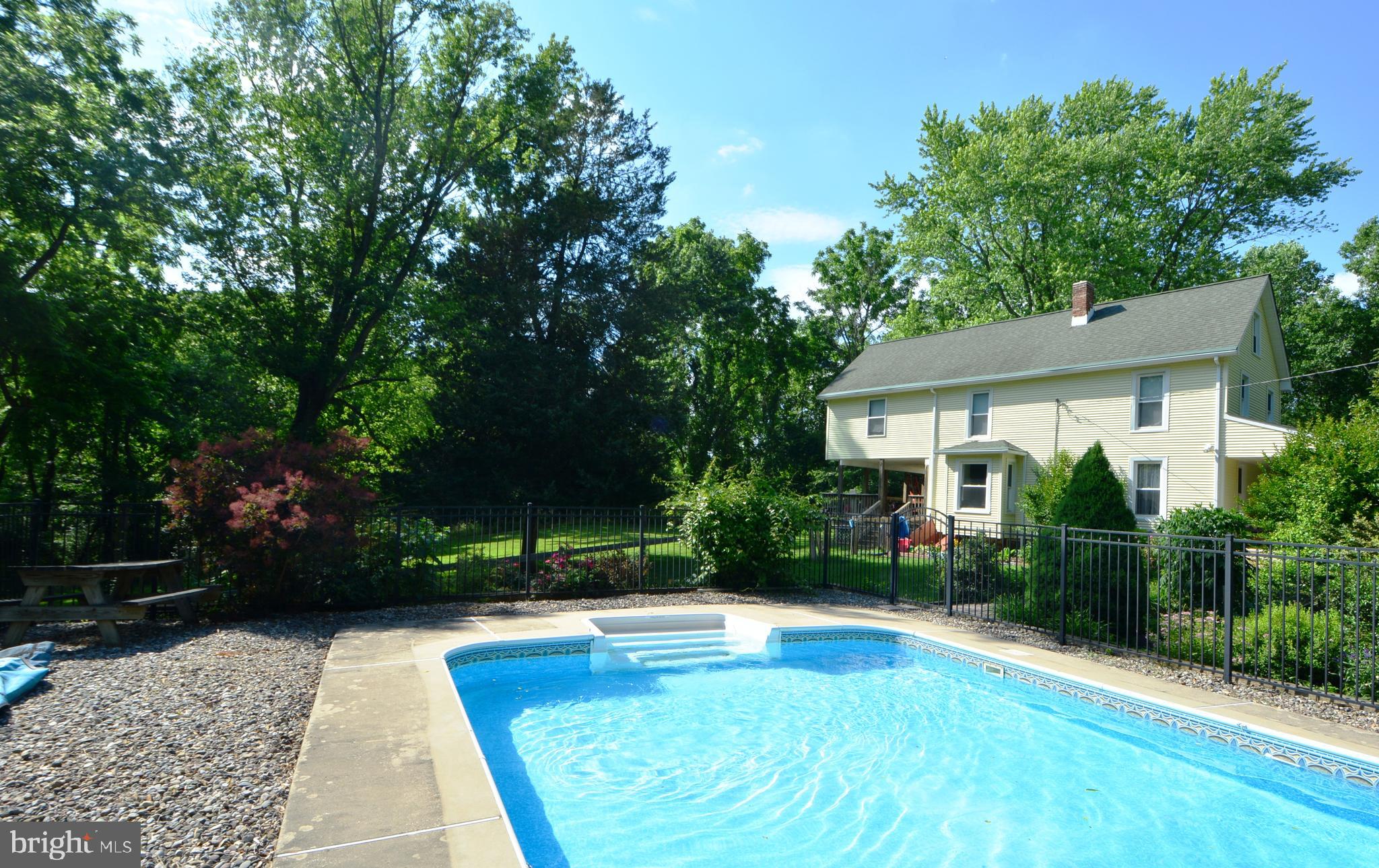2165 Woodview Road Finksburg, MD 21048 - Photo 68 of 70 Estate fencing surround In-ground pool