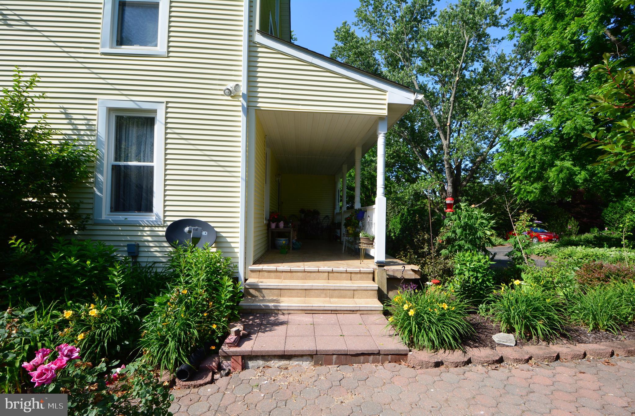 2165 Woodview Road Finksburg, MD 21048 - Photo 10 of 70 Brick paver side walk