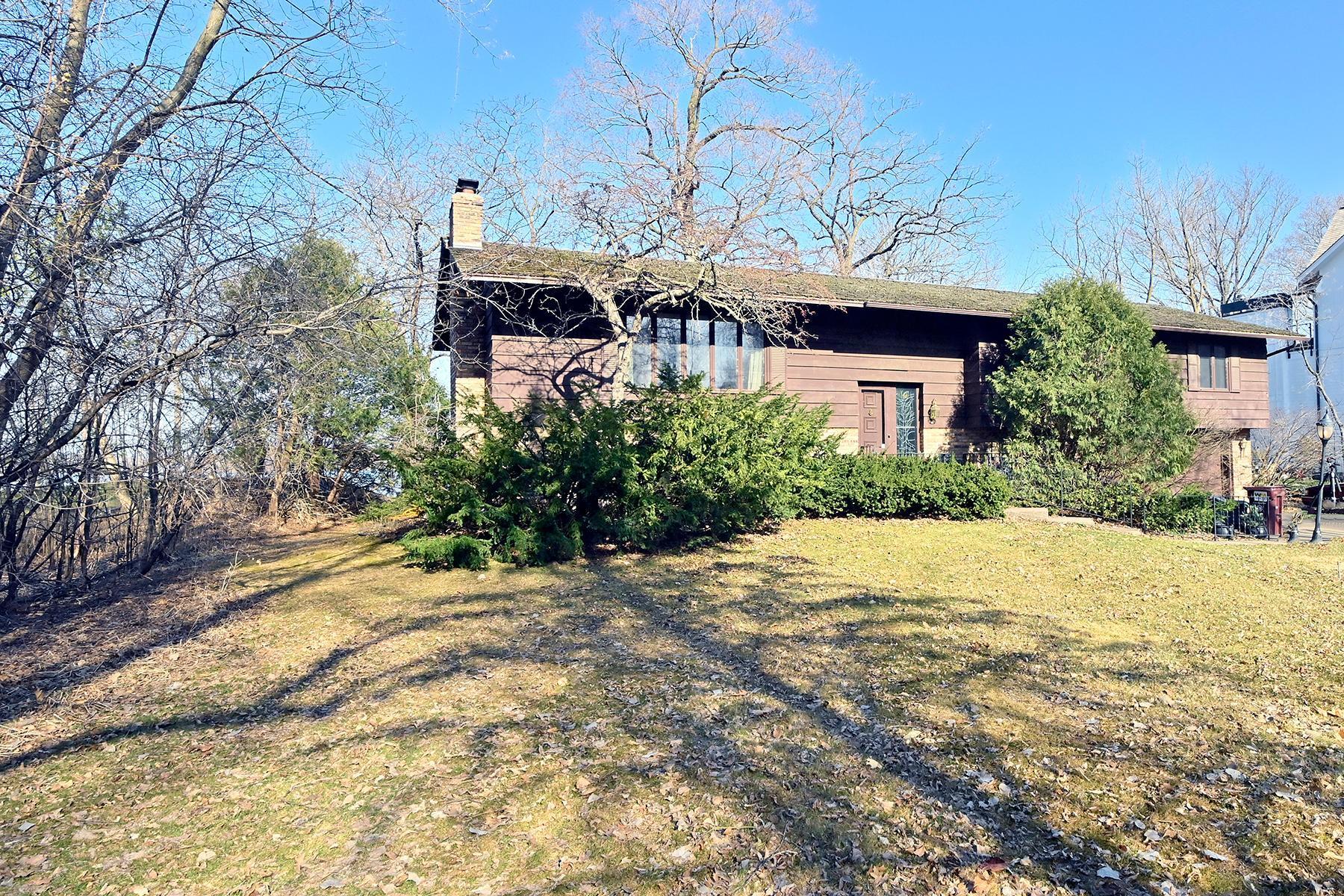 20595 Summerville Road Deephaven, MN 55331 - Photo 7 of 9 Gallery Image 7