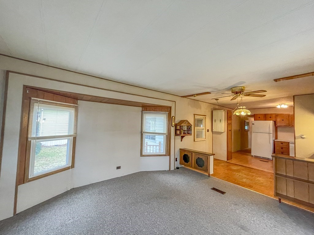 29 Lamplighter Lane, Unit 29 Springfield, MA 01119 - Photo 11 of 24 Gallery Image 11