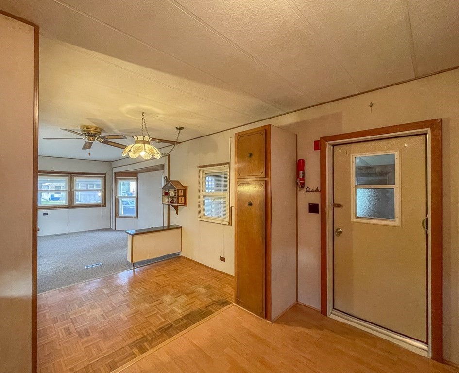 29 Lamplighter Lane, Unit 29 Springfield, MA 01119 - Photo 7 of 24 Gallery Image 7