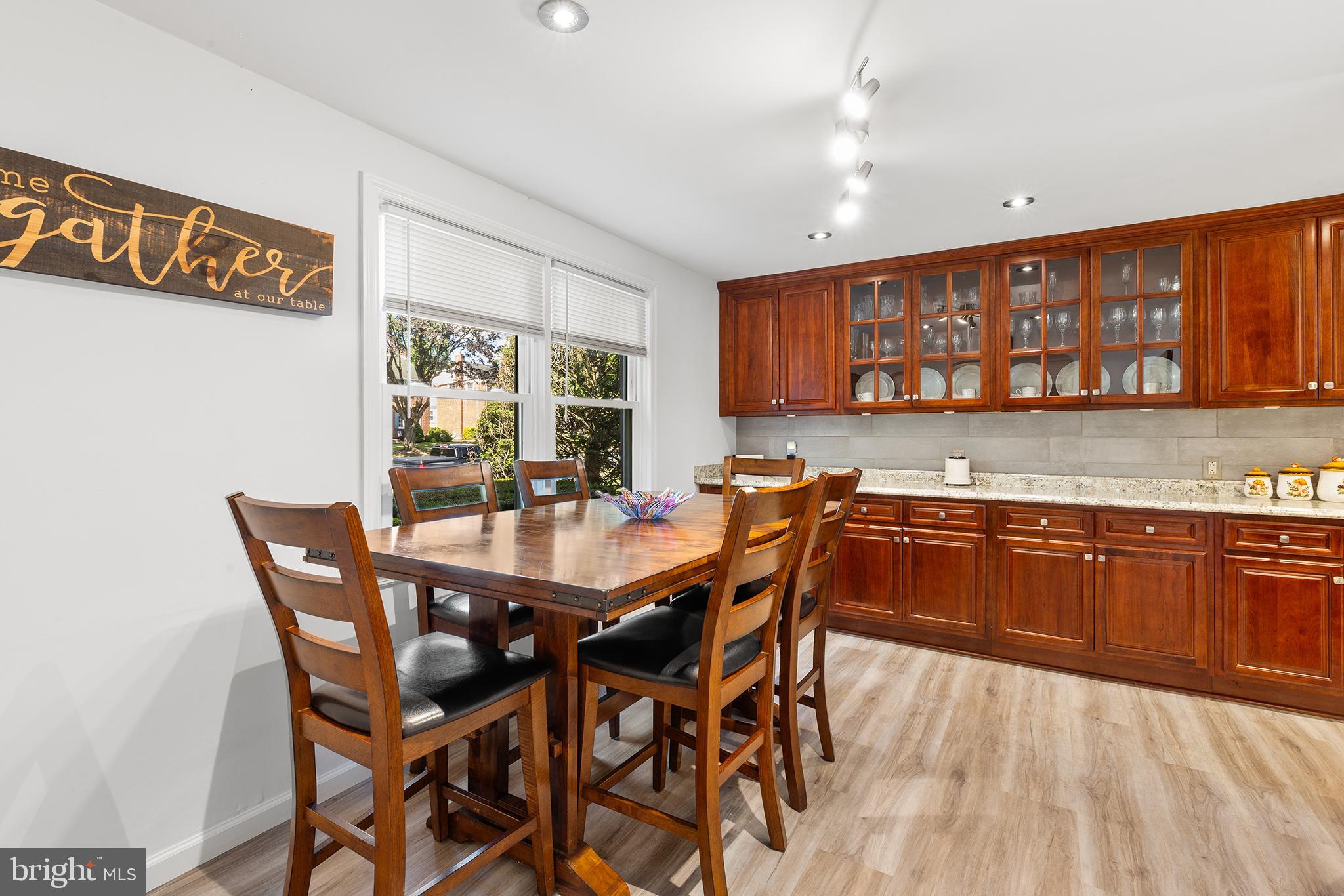 539 Scenic Road Springfield, PA 19064 - Photo 7 of 37