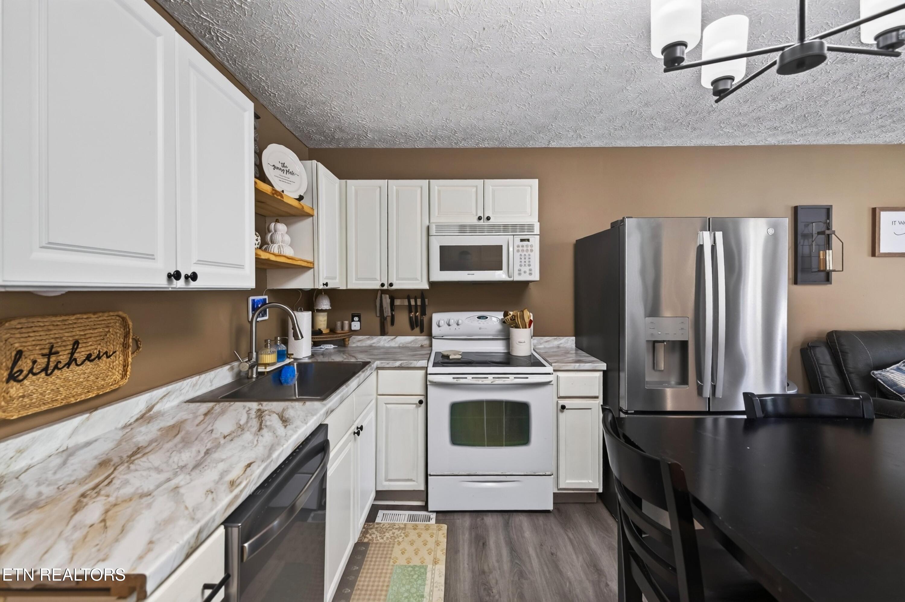 1207 Pool Street Sevierville, TN 37862 - Photo 6 of 24 009-1207PoolStreet-Sevierville-TN-37862-