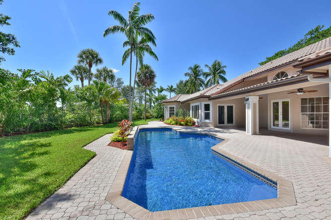 7057 Siena Court Boca Raton, FL 33433 - Photo 51 of 62 Back Patio & Pool