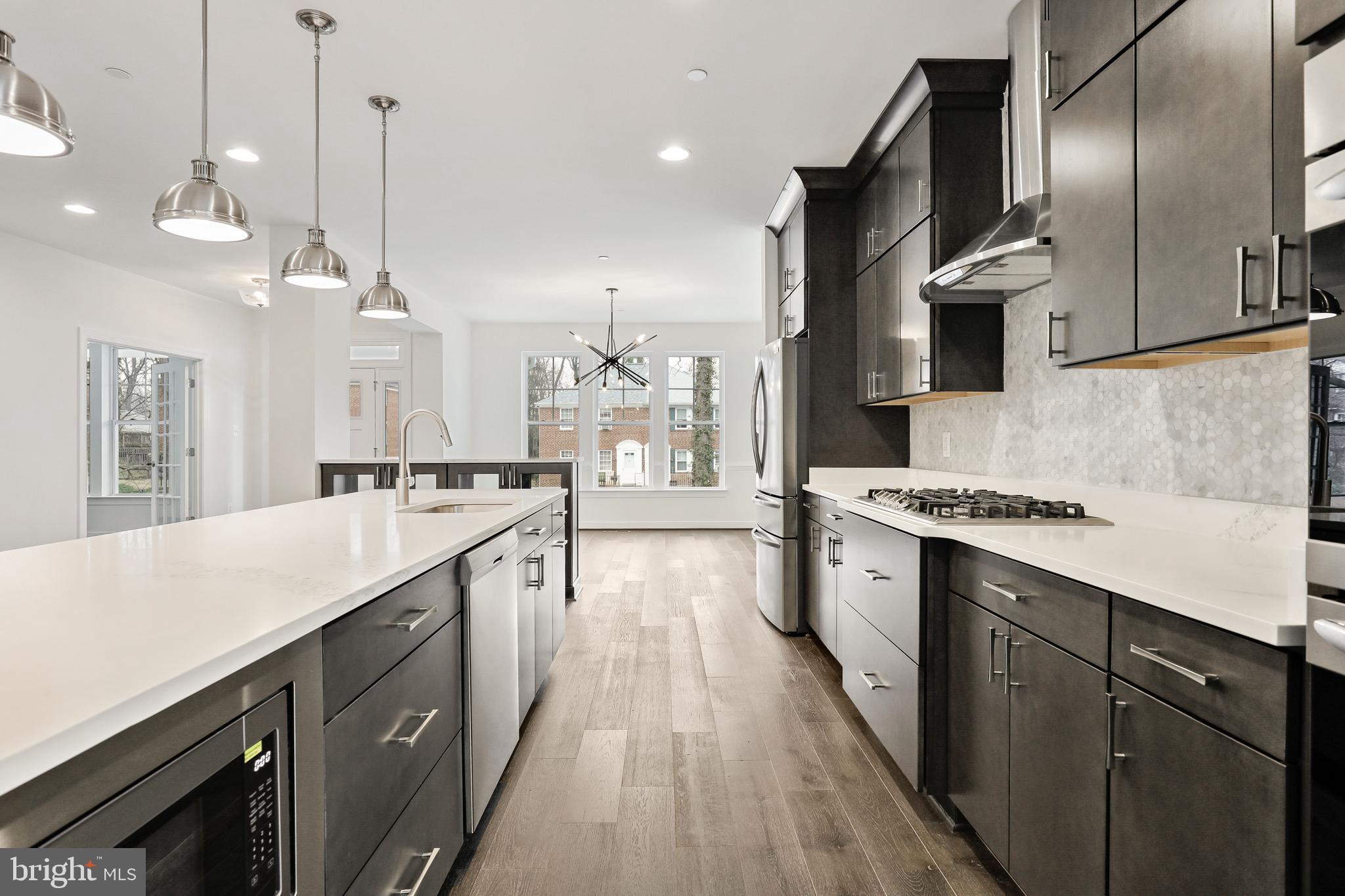 2405 Briarwood Road Baltimore, MD 21209 - Photo 23 of 61 Kitchen