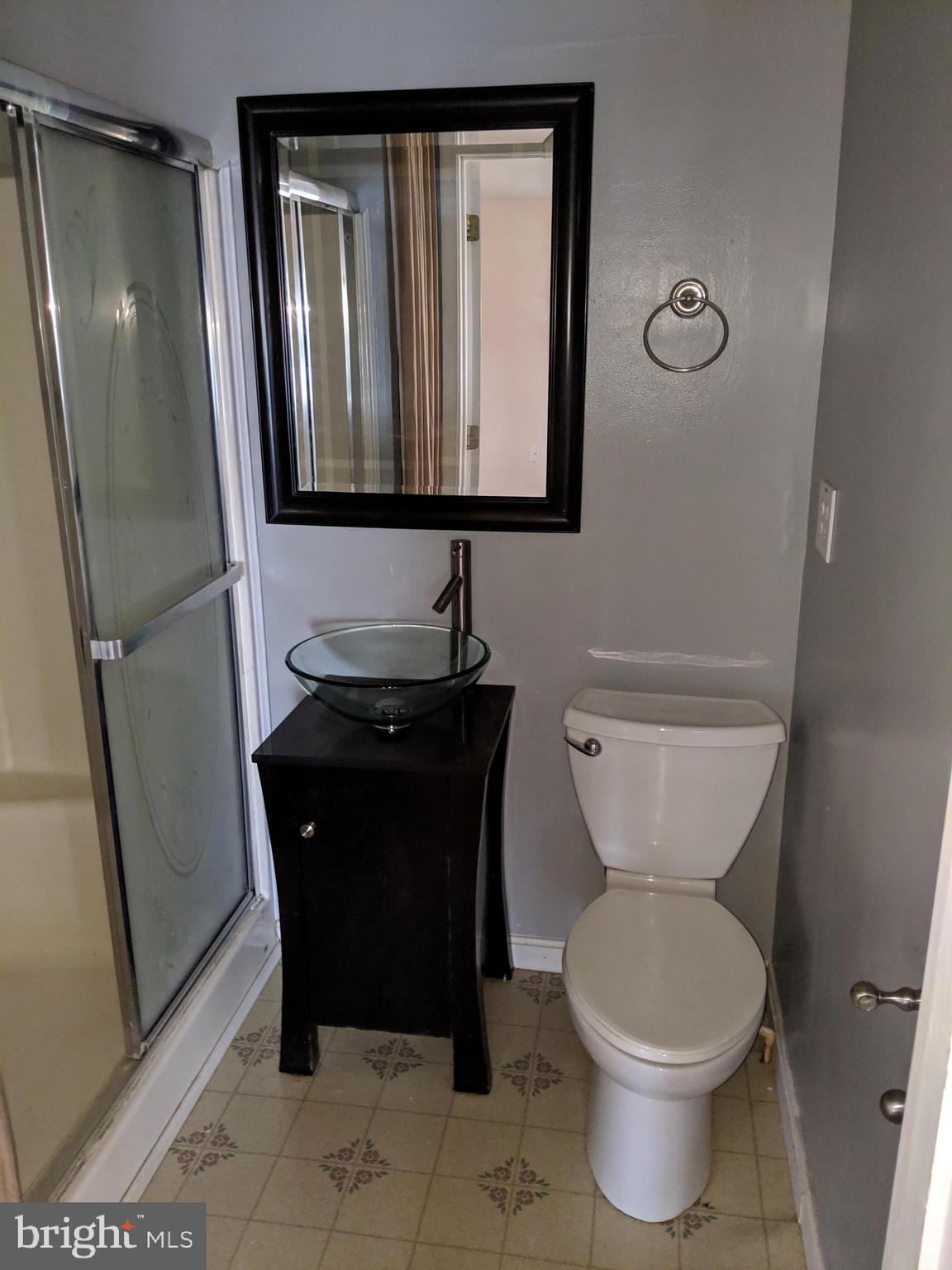 860 Principio Road Port Deposit, MD 21904 - Photo 19 of 27 Main bathroom