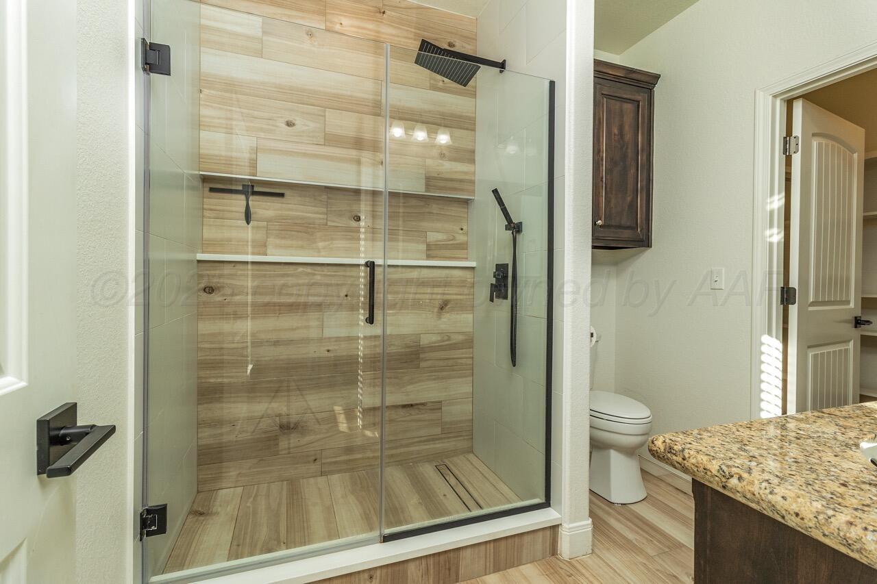 9954 Remington Road Canyon, TX 79015 - Photo 11 of 31 Primary Bathroom