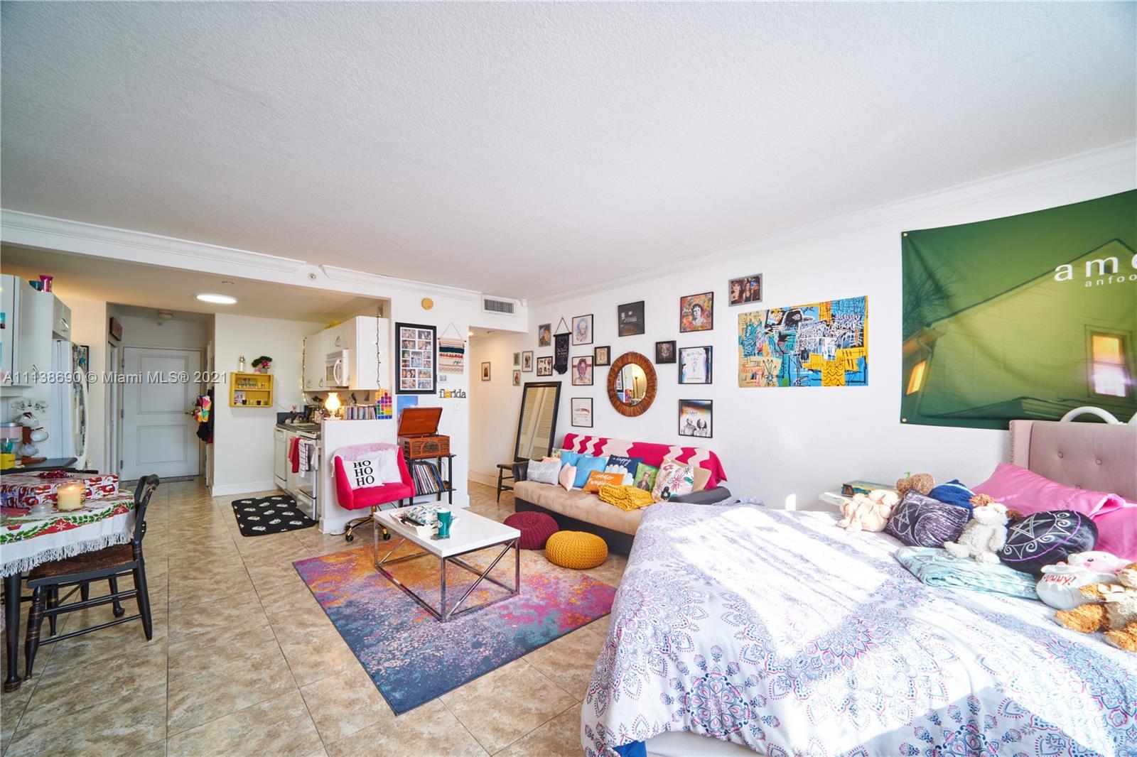 401 69th Street, Unit 502 Miami Beach, FL 33141 - Photo 20 of 32