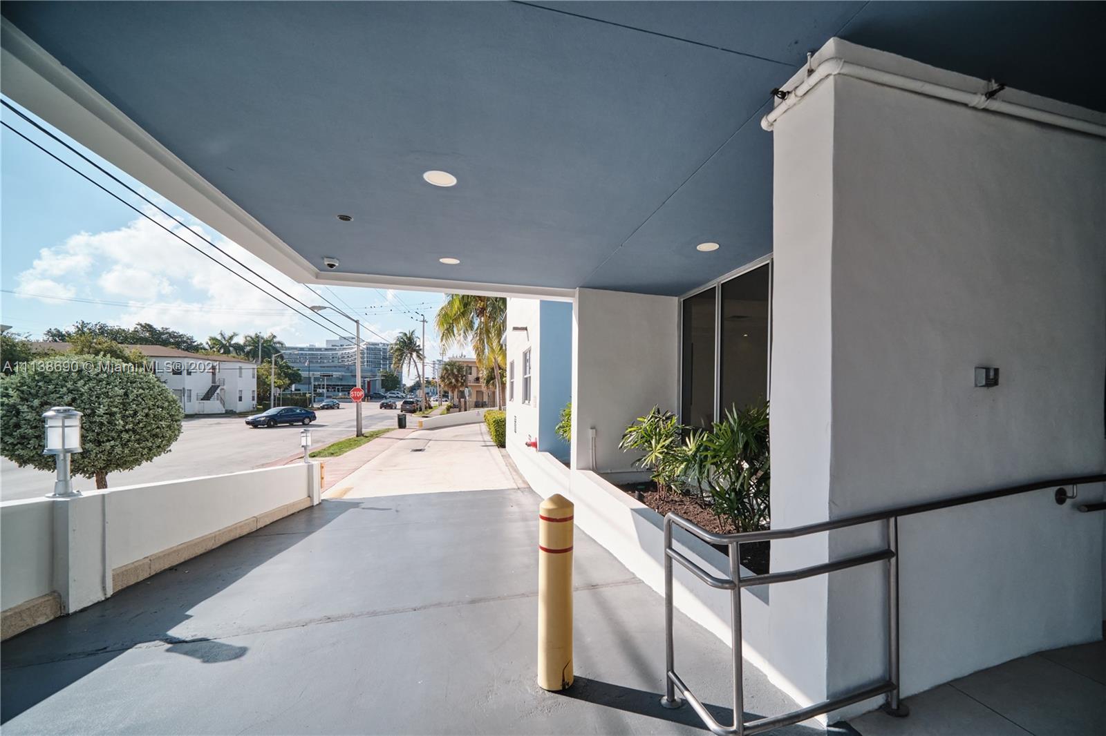 401 69th Street, Unit 502 Miami Beach, FL 33141 - Photo 30 of 32