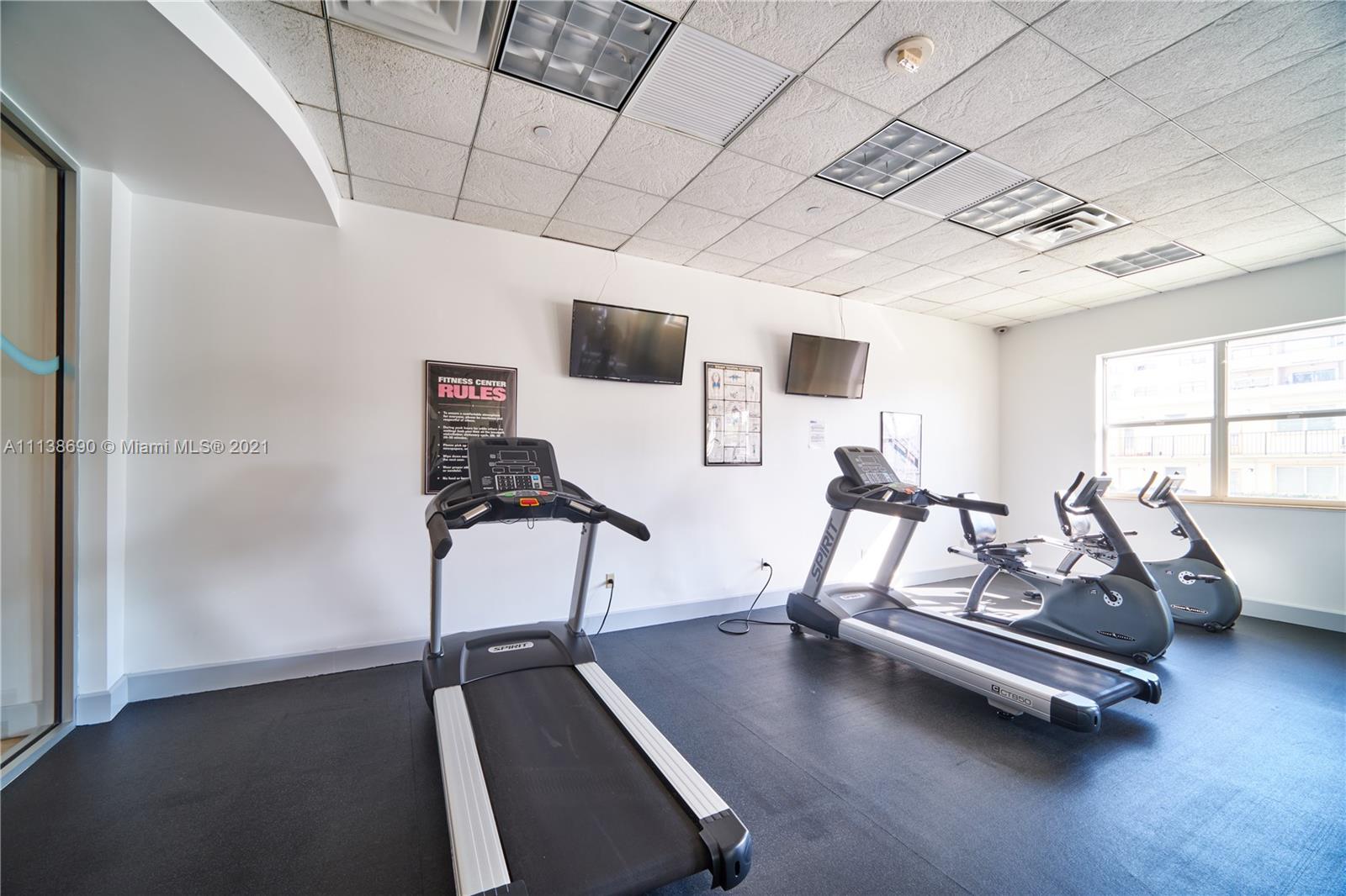 401 69th Street, Unit 502 Miami Beach, FL 33141 - Photo 9 of 32