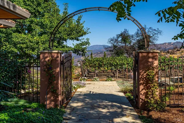 $4,775,000 | 1340 Crestmont Drive, Angwin, CA 94508