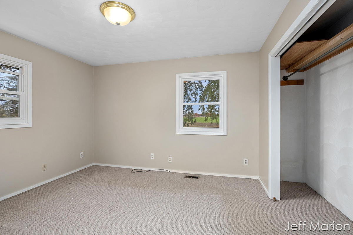 470 Peterson Road Ionia, MI 48846 - Photo 16 of 41 IMG_1016