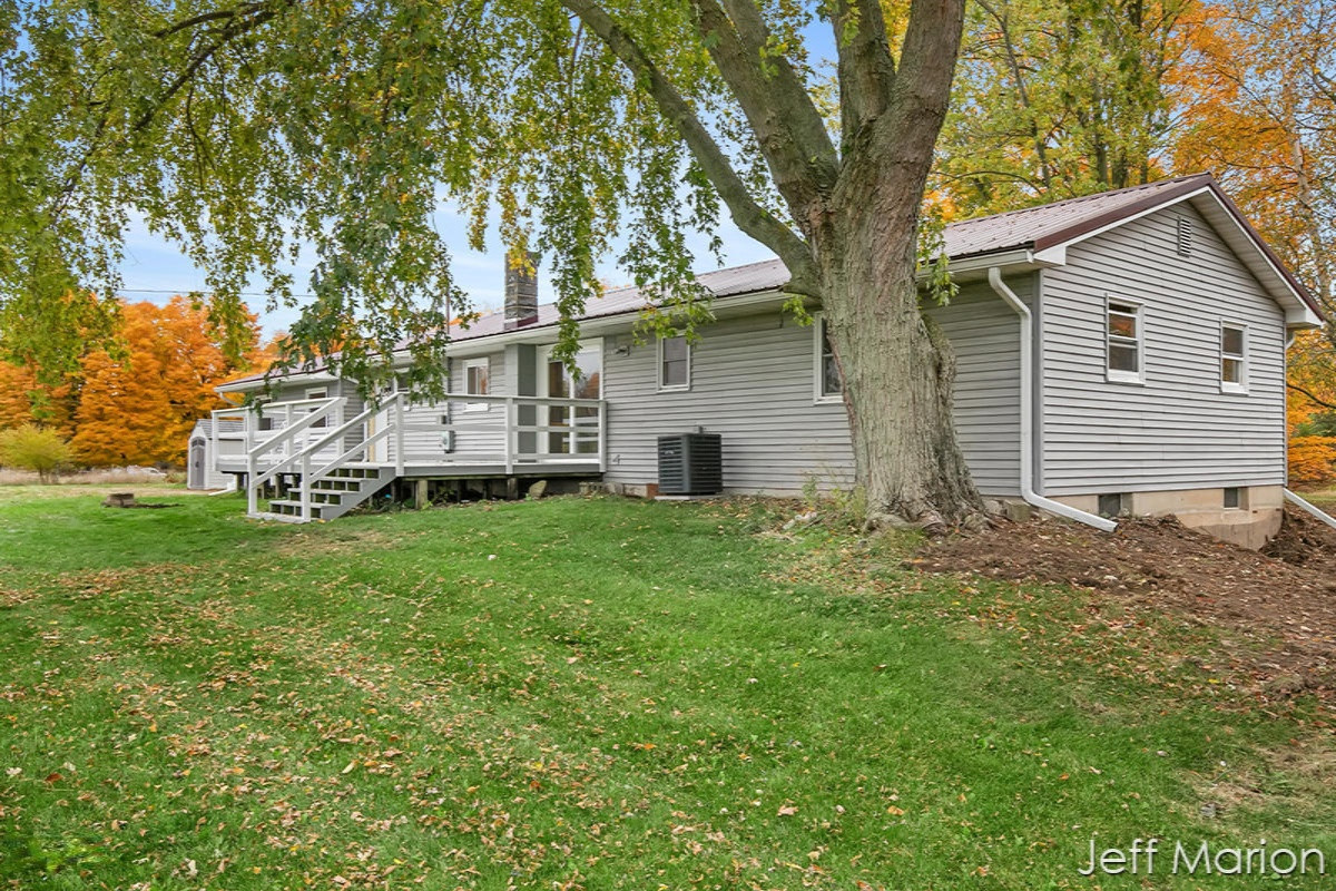 470 Peterson Road Ionia, MI 48846 - Photo 22 of 41 IMG_1019