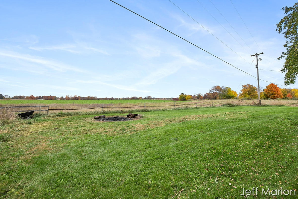 470 Peterson Road Ionia, MI 48846 - Photo 28 of 41 IMG_1027