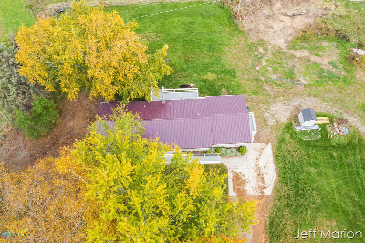 470 Peterson Road Ionia, MI 48846 - Photo 29 of 41 IMG_1028