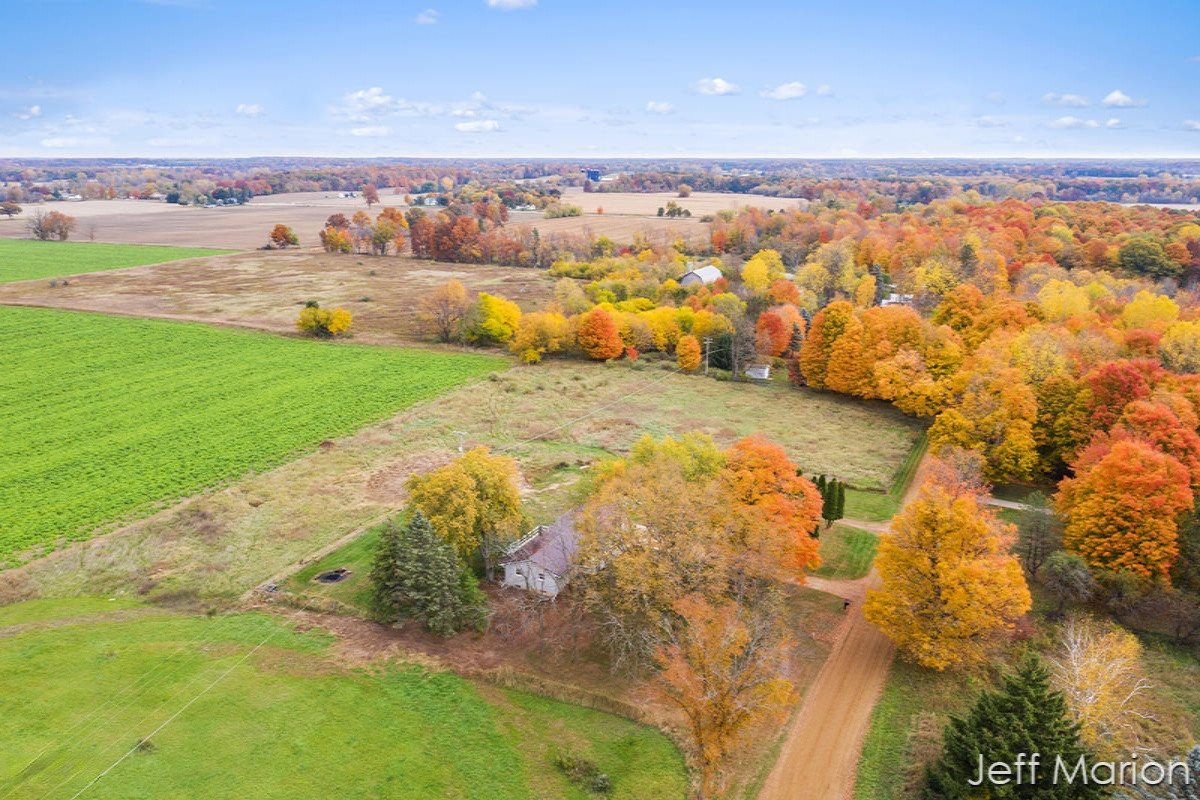 470 Peterson Road Ionia, MI 48846 - Photo 35 of 41 IMG_1034