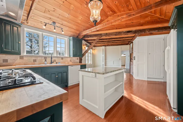 $425,000 | 340 Lincoln Street, New Britain, CT 06052