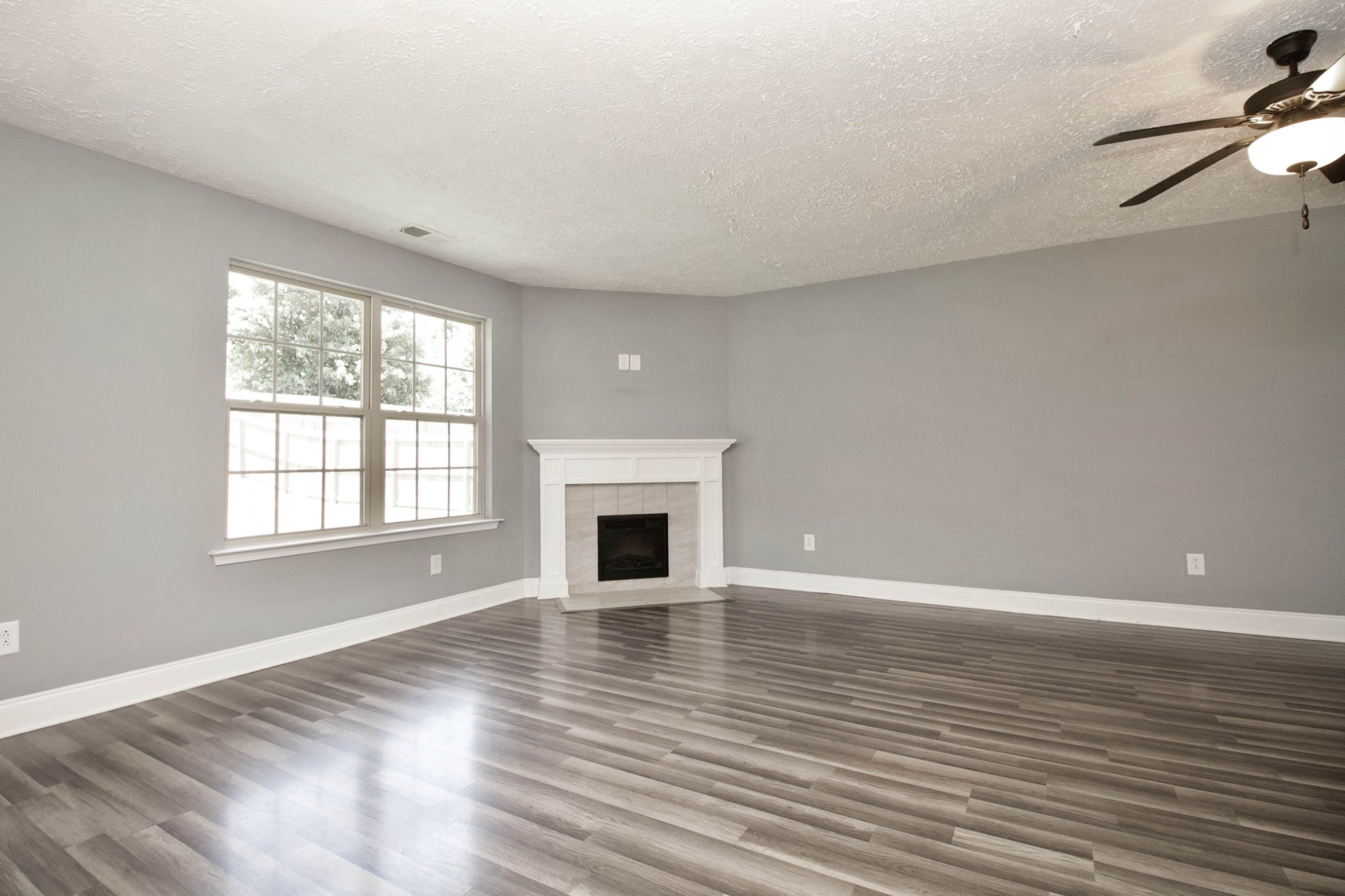 433 Golf Club Lane Springfield, TN 37172 - Photo 3 of 20 Gallery Image 3