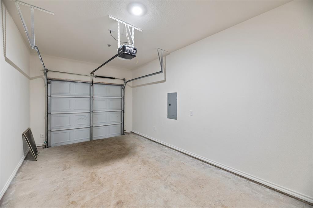 805 South 6th Street Bonham, TX 75418 - Photo 20 of 22