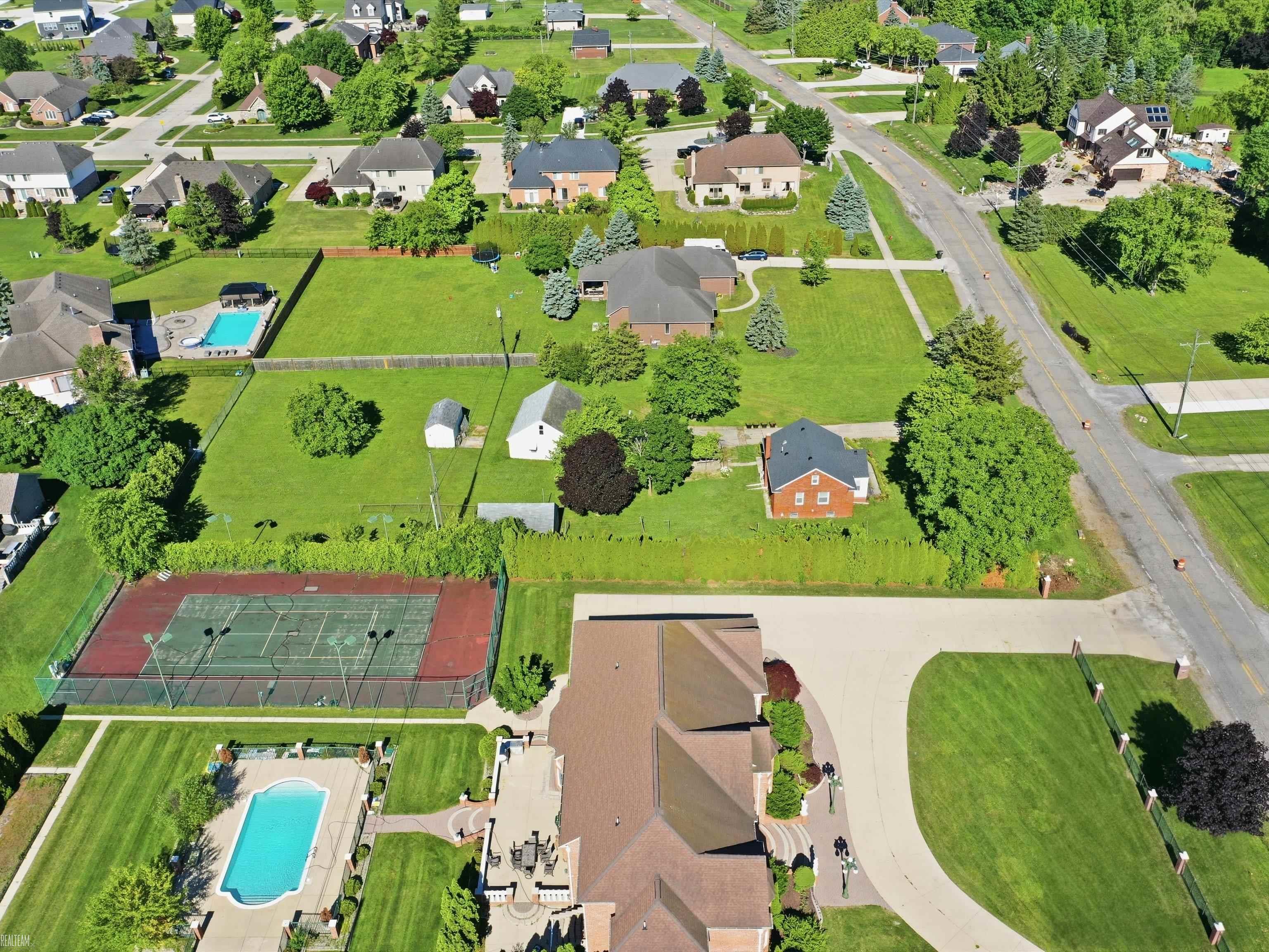 4466 18 1/2 Mile Road Sterling Heights, MI 48314 - Photo 34 of 41