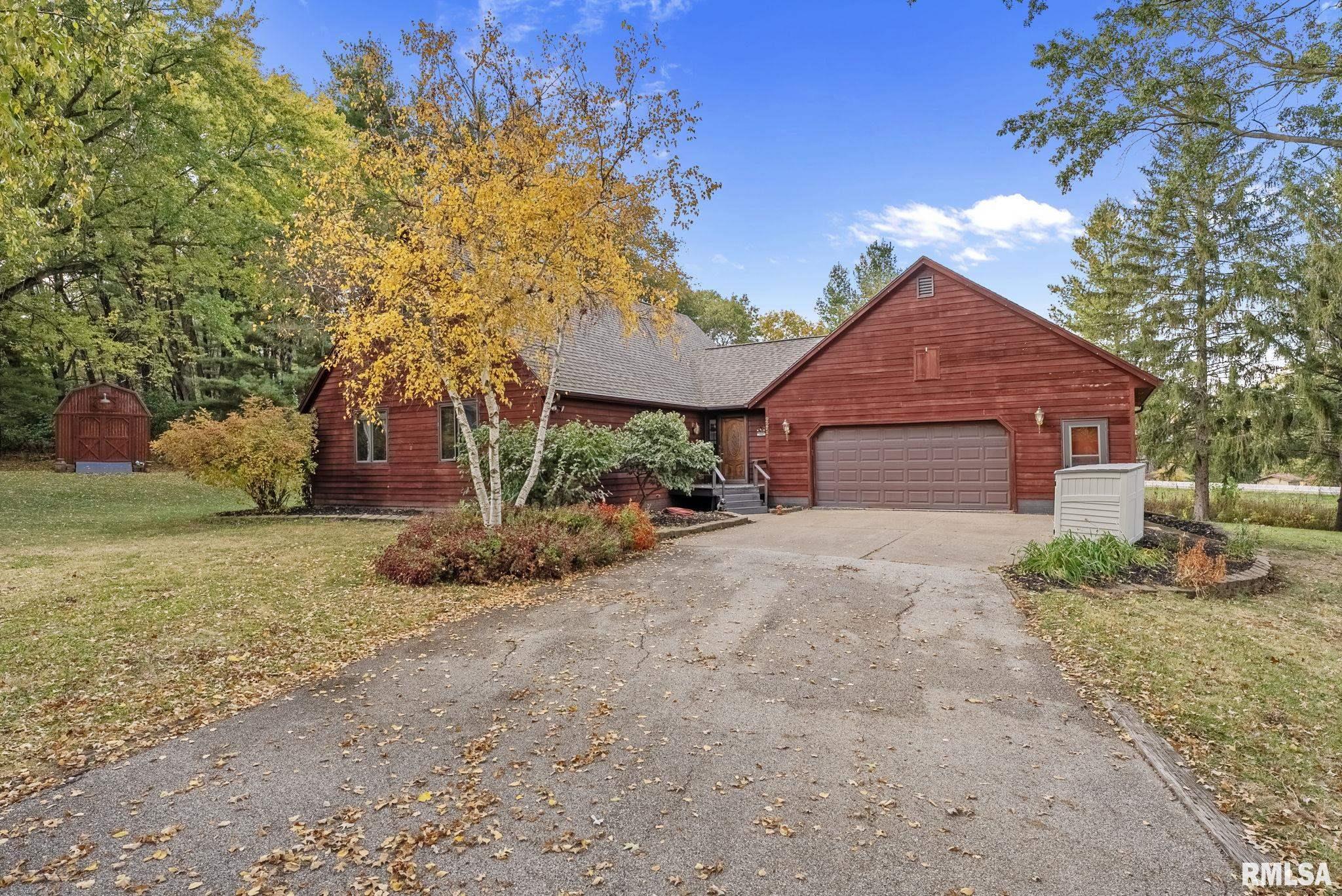 2257 Ridgeview Drive Muscatine, IA 52761 - Photo 1 of 38 Gallery Image 1