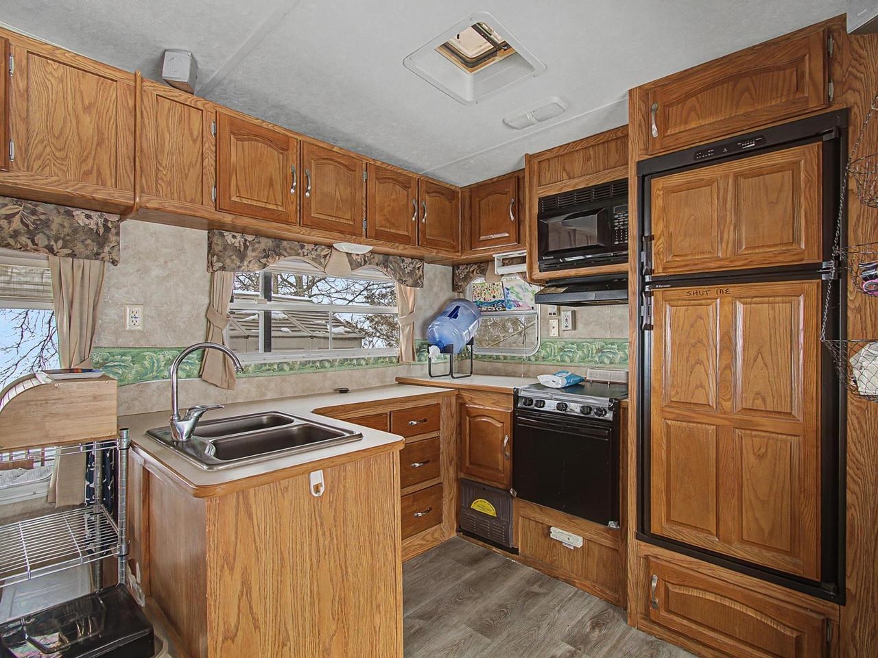 9 Sampson Road Shoreham, VT 05770 - Photo 11 of 35