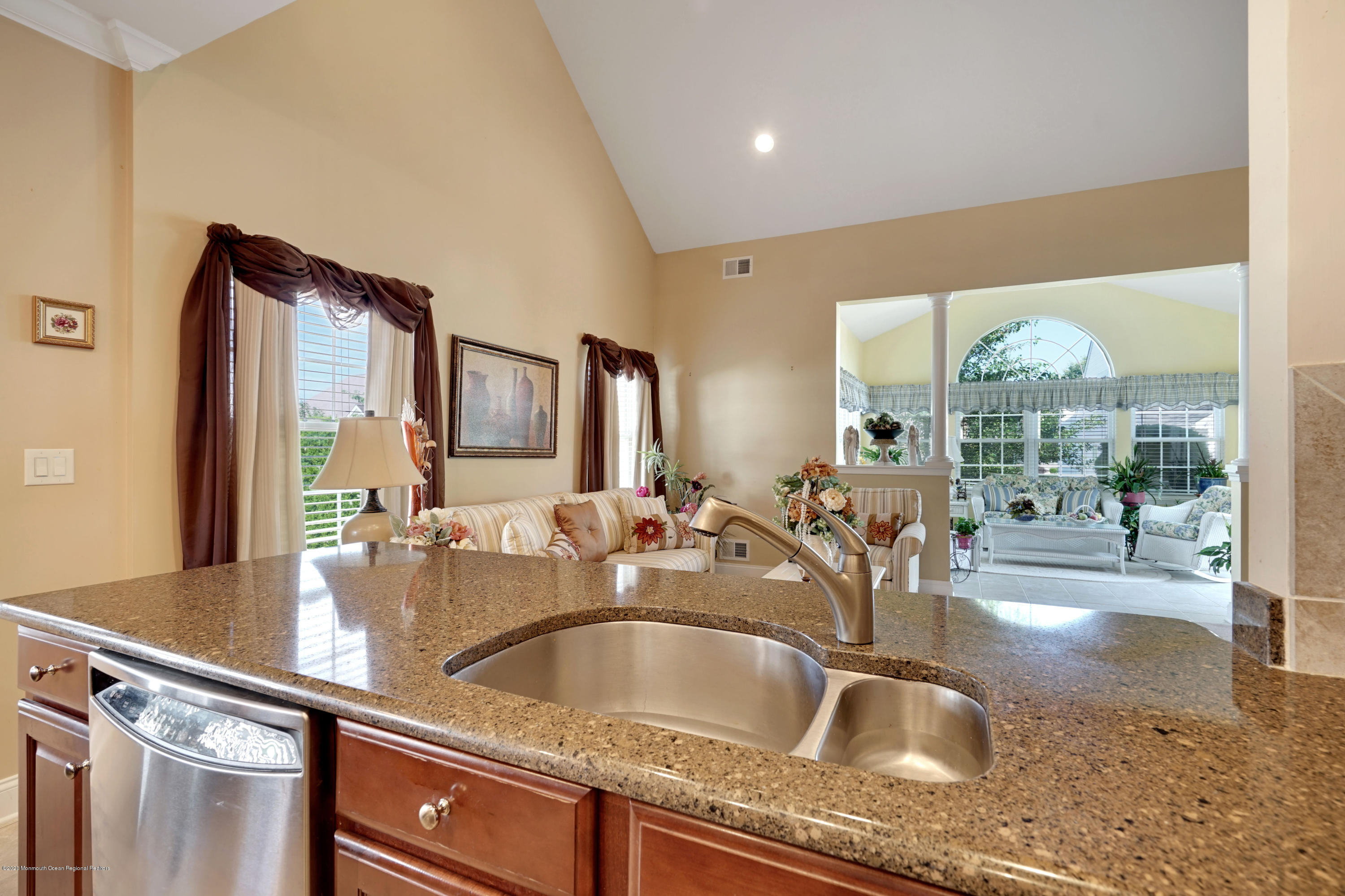 41 Eagleswood Drive Waretown, NJ 08758 - Photo 24 of 52 Brekfast Counter