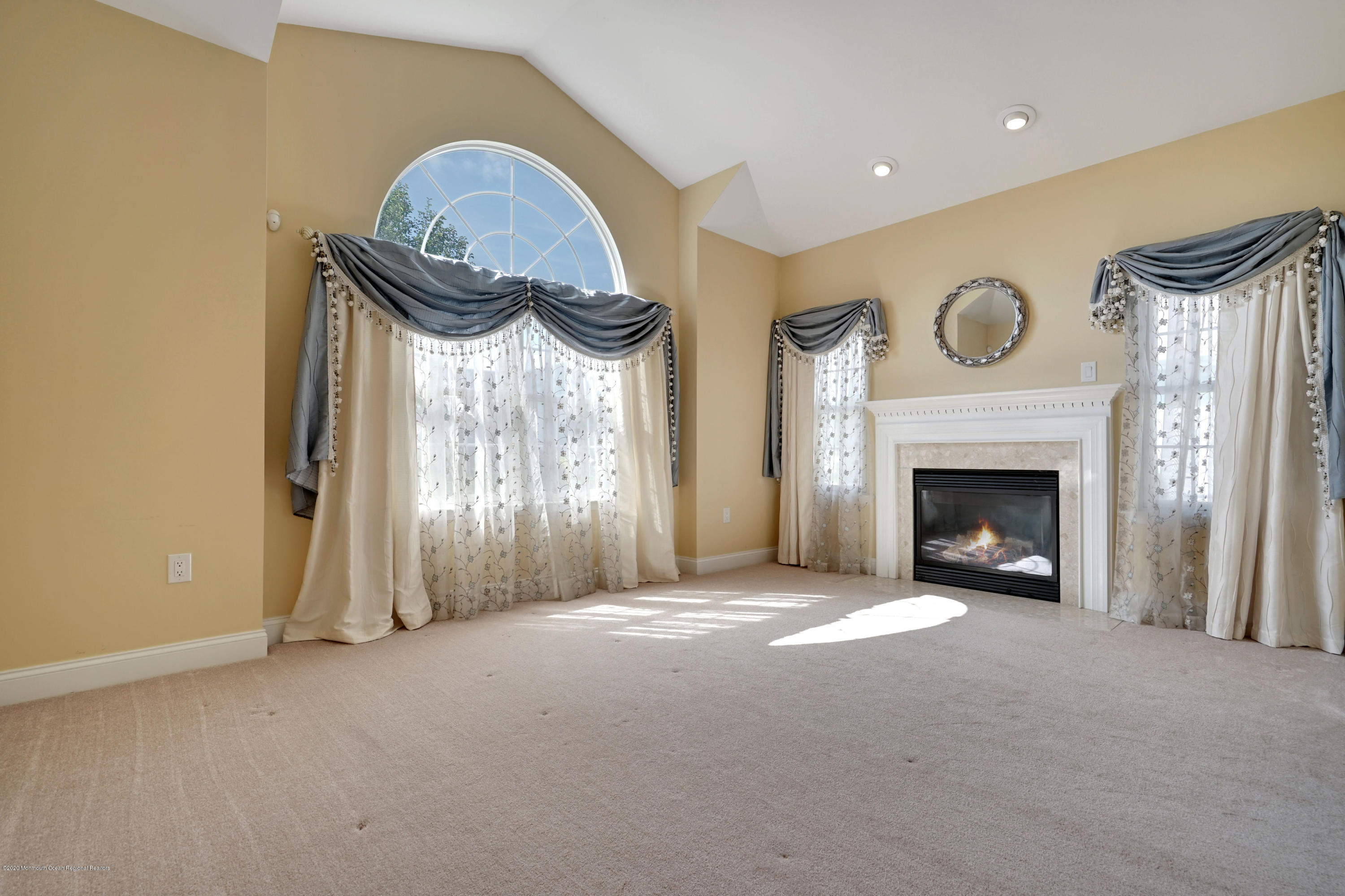 41 Eagleswood Drive Waretown, NJ 08758 - Photo 9 of 52 Living Room