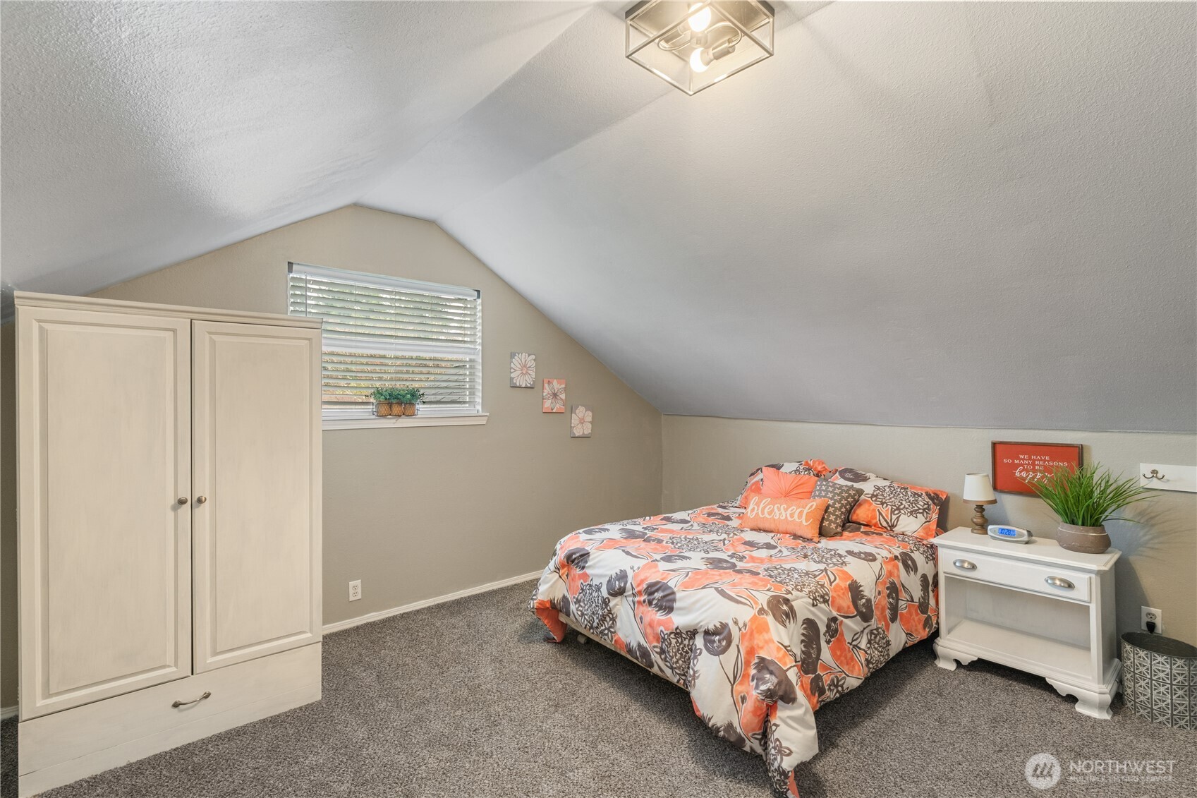 755 Willapa Raymond, WA 98577 - Photo 19 of 34