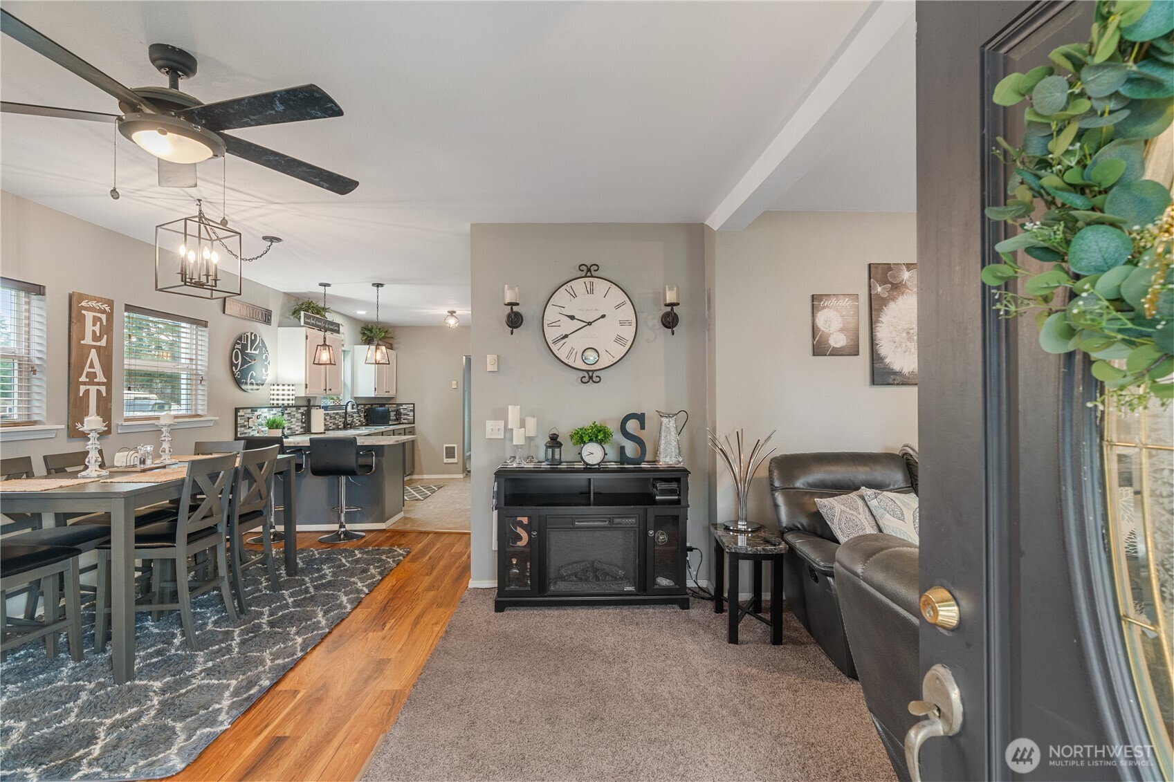 755 Willapa Raymond, WA 98577 - Photo 3 of 34