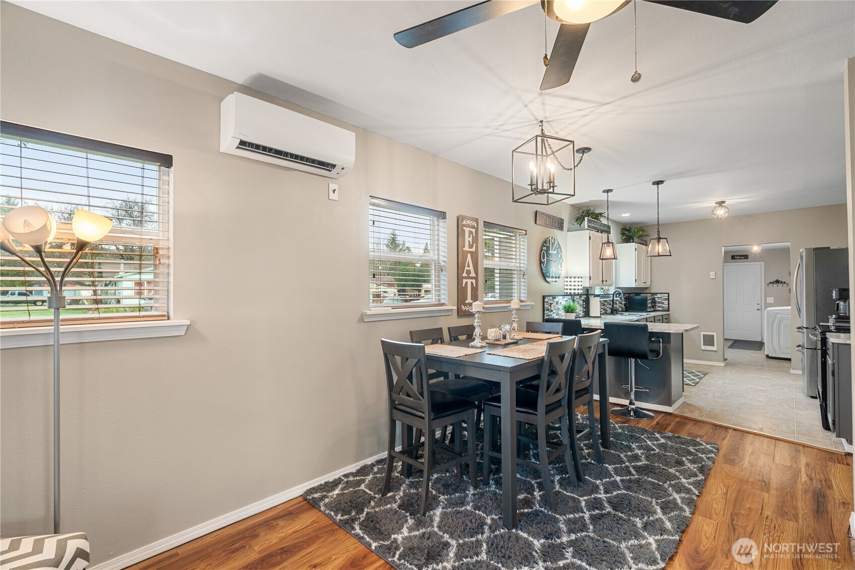 755 Willapa Raymond, WA 98577 - Photo 6 of 34